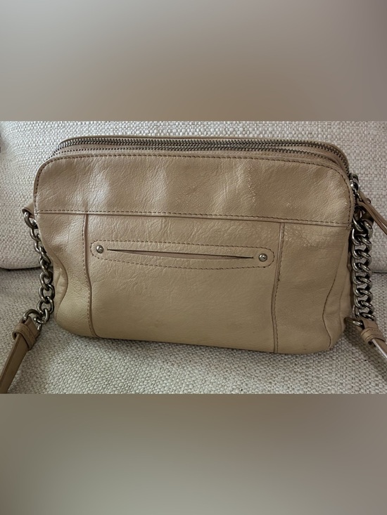 B. Makowsky Tan Crossbody Genuine
Leather Bag Purse - Picture 16 of 16